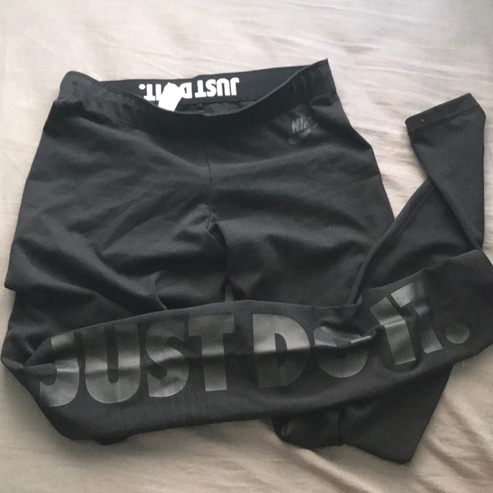 Brand new nike leggings